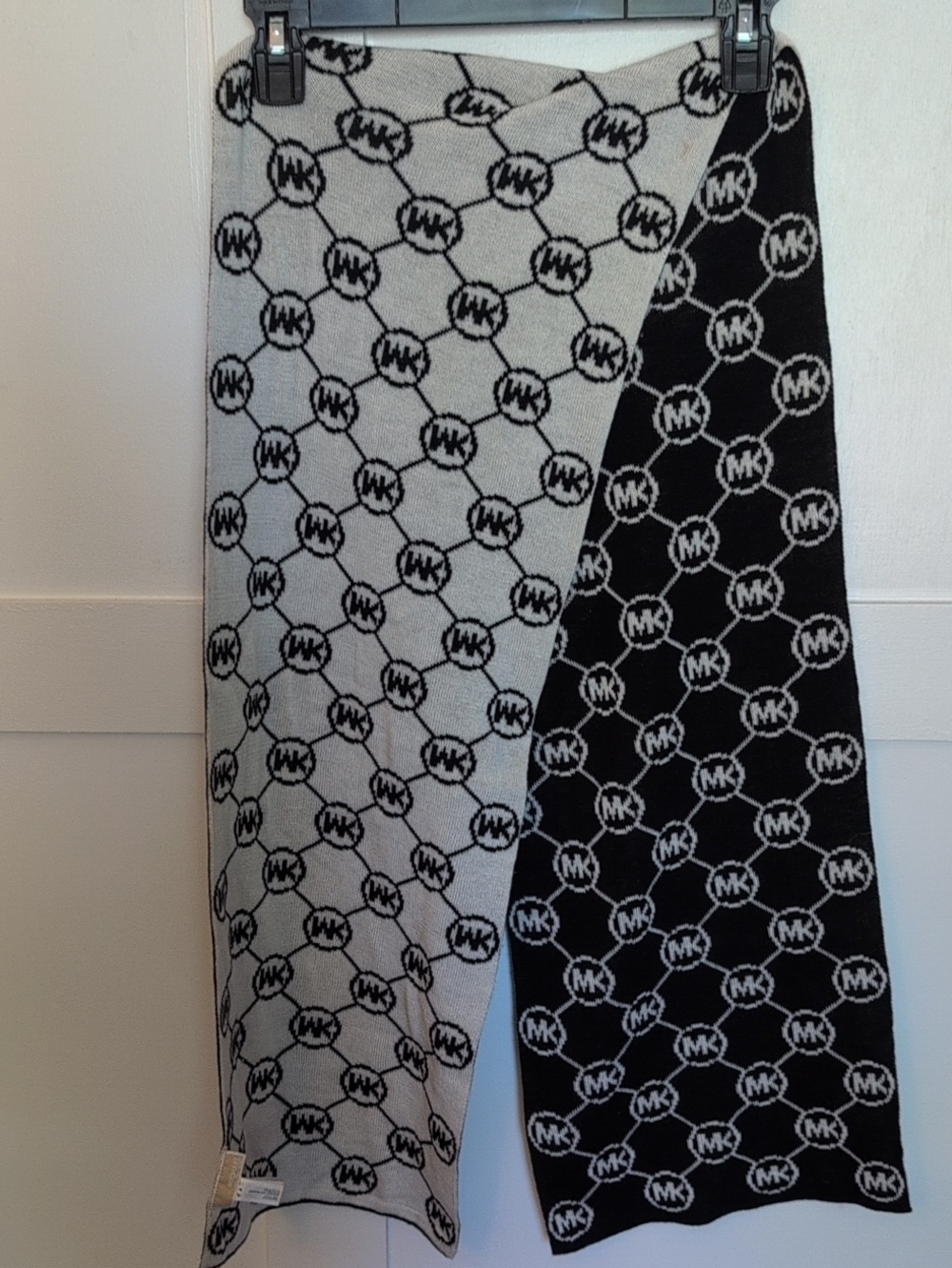 Michael Kors Black & White MK Logo Knit Scarf